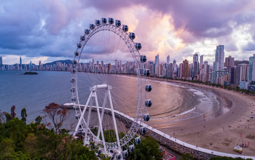 Balneário Camburiú- A Dubai Brasileira
