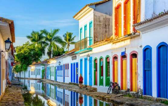 Paraty - Um Cenário Paradisíaco Paraty - Um Cenário Paradisíaco
